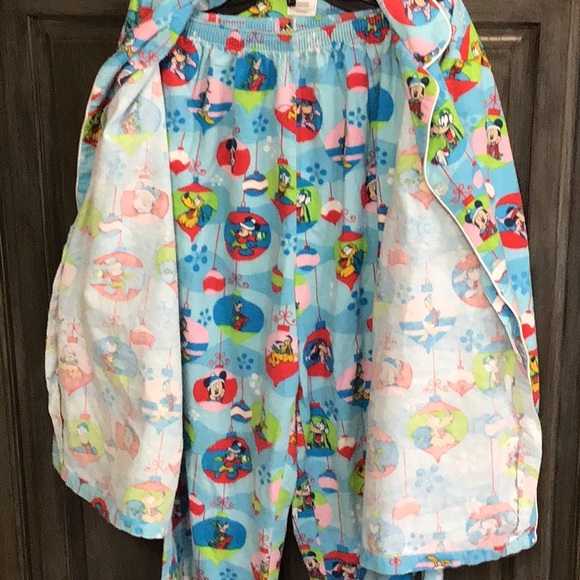Disney Mickey/Pluto Flannel Pajamas XL. - Picture 6 of 6